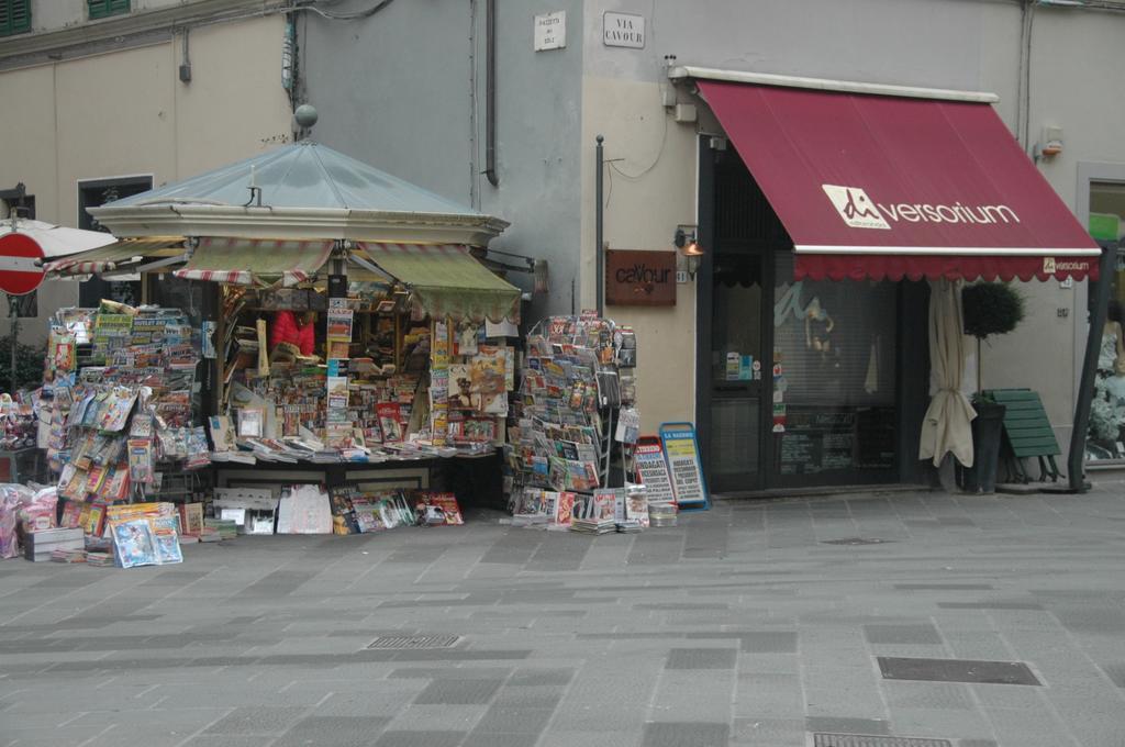 B&B Al Canto Del Cavour Pistoia Exterior foto