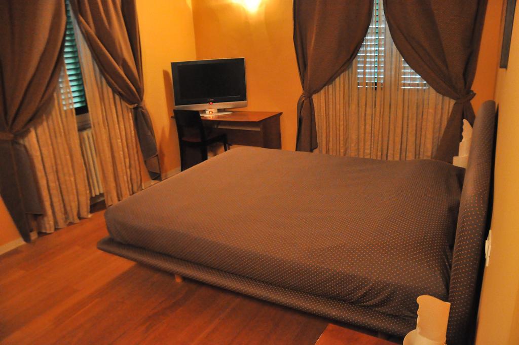 B&B Al Canto Del Cavour Pistoia Zimmer foto