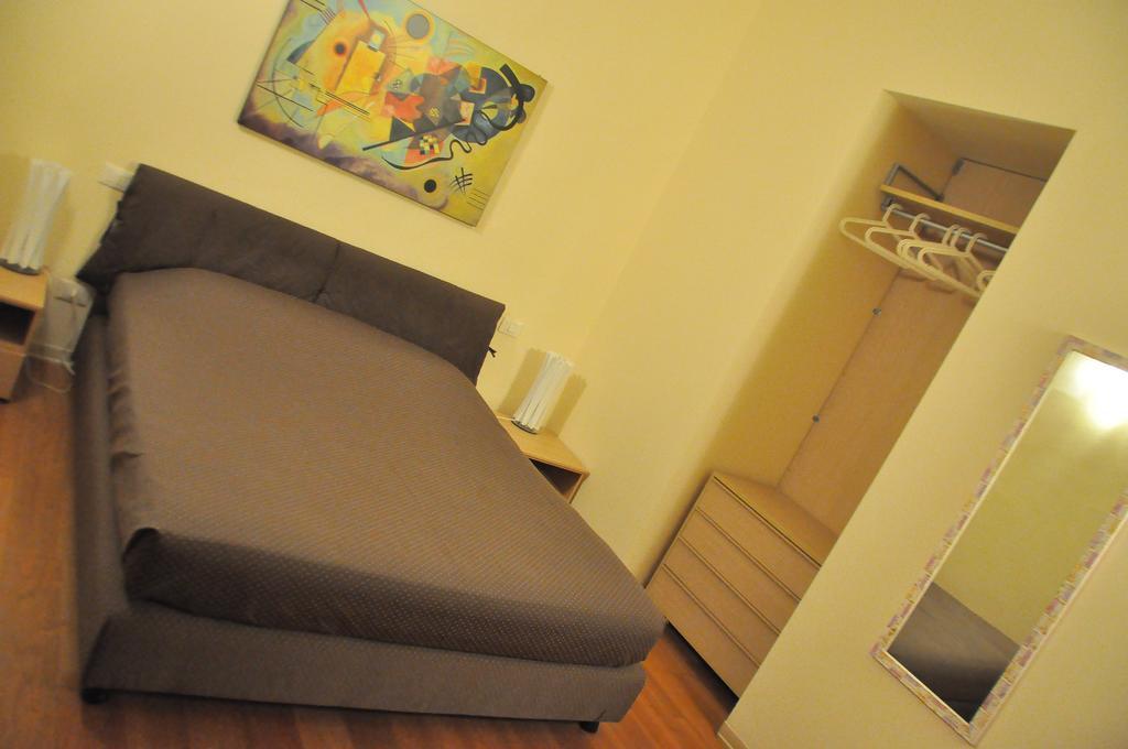 B&B Al Canto Del Cavour Pistoia Exterior foto